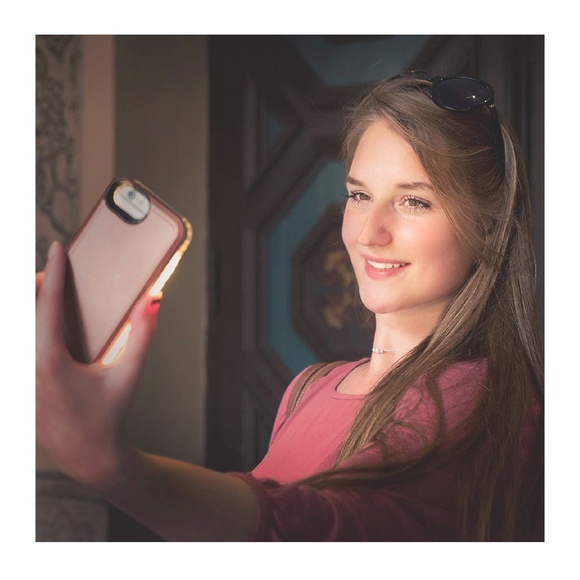 Snap Light Pro Selfie Case for iPhone / Rose Gold - Picture 3 of 5